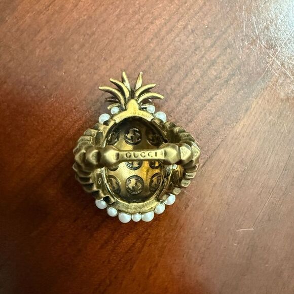 Brand new Gucci ring size 8 comes with box and dustbag - Picture 15 of 16